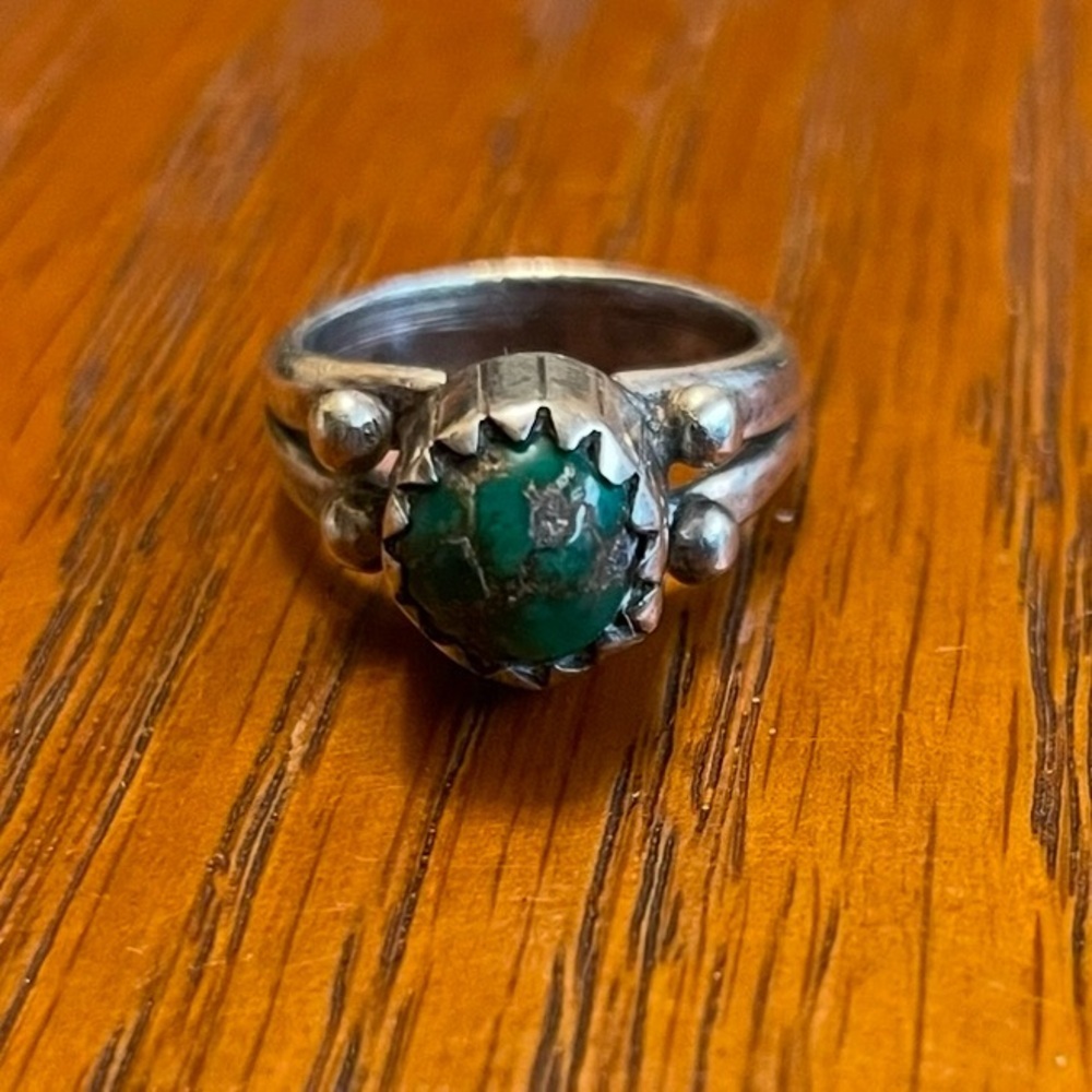 Native American Vintage Green Turquoise Sterling Ring